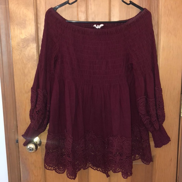 Off Shoulder Wine Smock Top - Picture 4 of 8